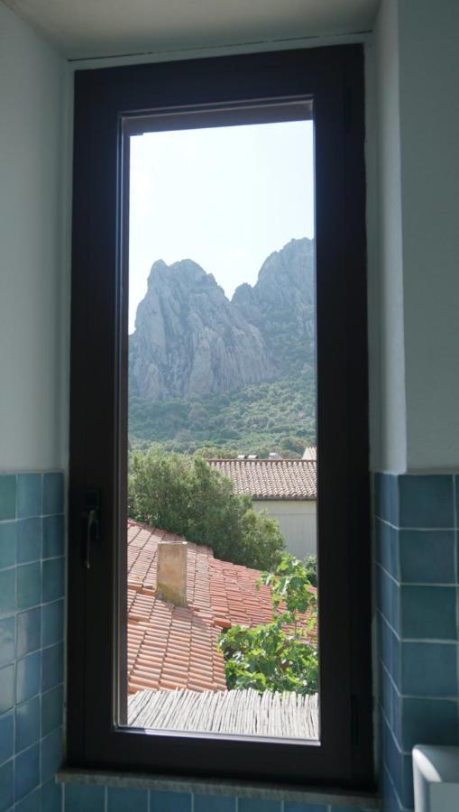 B&B Da Nicoletta San Pantaleo Exteriör bild