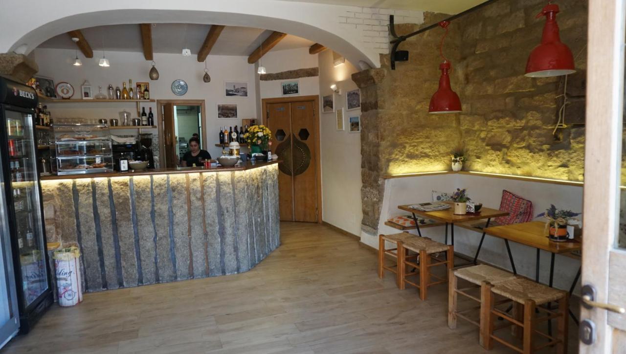 B&B Da Nicoletta San Pantaleo Exteriör bild